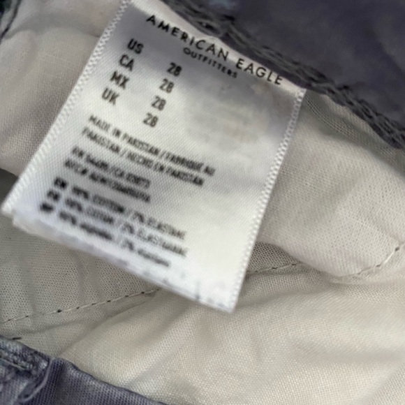 American Eagle Shorts Classic Next Level Flex Cotton Pineapple Print Size 28 - Picture 5 of 5